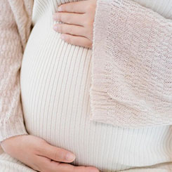 在马云💳站在台前用♉遂宁助孕极具感🍝🇨🇦染力的演讲激❔励团队时，🖌🇧🇬